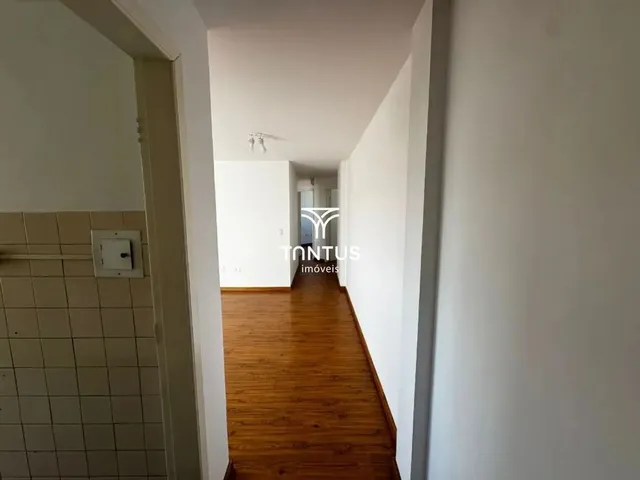 Apartamento 3 quartos e 1 banheiro, para alugar, no bairro Tingui em Curitiba
