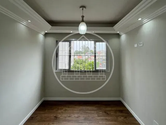 Apartamento 2 quartos e 1 banheiro, à venda, no bairro Jardim Regina em São Paulo