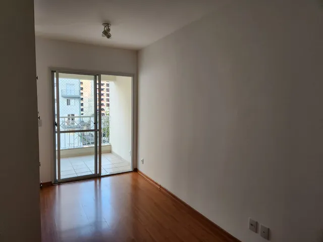 Apartamento com 54m² 2 quartos e 1 banheiro, para alugar, no bairro Aclimação em São Paulo