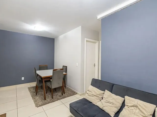 Apartamento 2 quartos e 1 banheiro, à venda, no bairro Campo Comprido em Curitiba