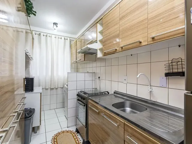 Apartamento 2 quartos e 1 banheiro, à venda, no bairro Campo Comprido em Curitiba