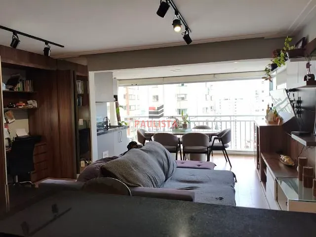 Apartamento 3 quartos e 3 banheiros, à venda, no bairro Chácara Inglesa em Rua Jaci