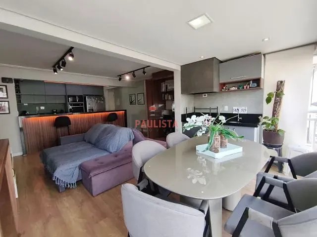 Apartamento 3 quartos e 3 banheiros, à venda, no bairro Chácara Inglesa em Rua Jaci