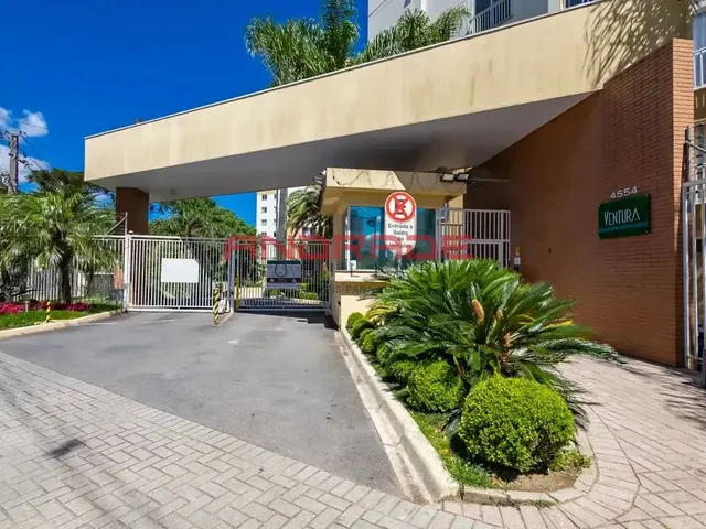 Apartamento 2 quartos e 1 banheiro, para alugar, no bairro Ecoville em Curitiba