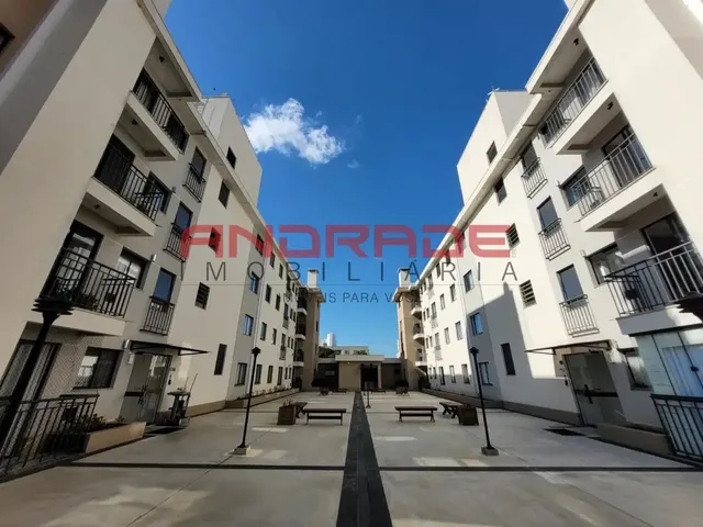 Apartamento 2 quartos e 2 banheiros, à venda, no bairro Boa Vista em Curitiba