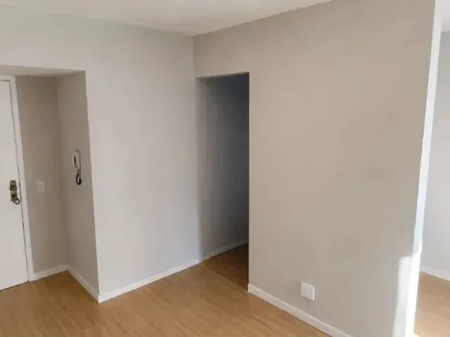 Apartamento 1 quarto e 1 banheiro, para alugar, no bairro Champagnat em Curitiba