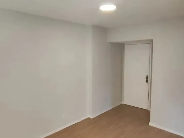 Apartamento 1 quarto e 1 banheiro, para alugar, no bairro Champagnat em Curitiba
