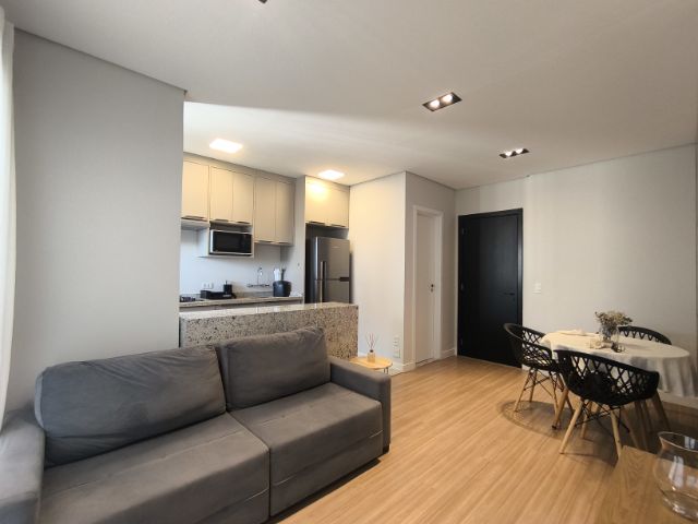 Apartamento 1 quarto e 2 banheiros, para alugar, no bairro Gleba Palhano em Londrina