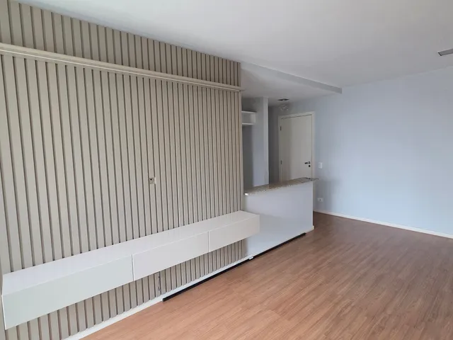 Apartamento com 142m² 3 quartos e 2 banheiros, para alugar, no bairro Gleba Fazenda Palhano em Londrina