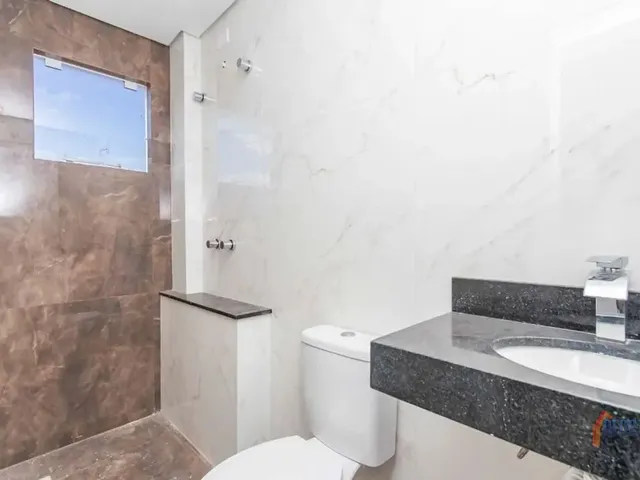 Apartamento 2 quartos e 1 banheiro, à venda, no bairro Pinheirinho em Curitiba