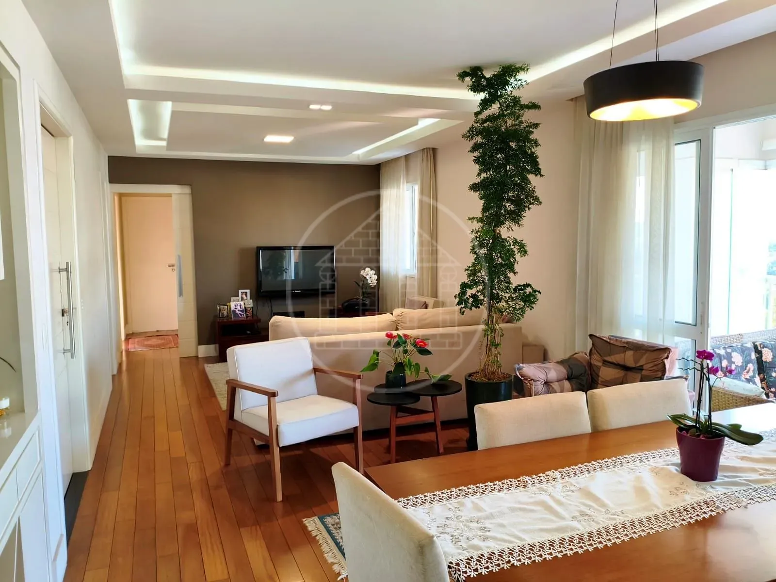 Apartamento, 3 quartos, 132 m² - Foto 1