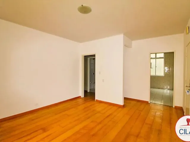 Apartamento 2 quartos e 1 banheiro, para alugar, no bairro Rebouças em Curitiba