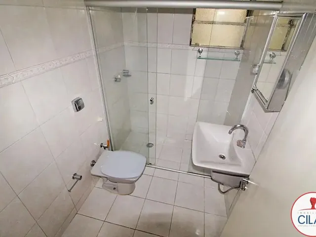 Apartamento 2 quartos e 1 banheiro, para alugar, no bairro Rebouças em Curitiba