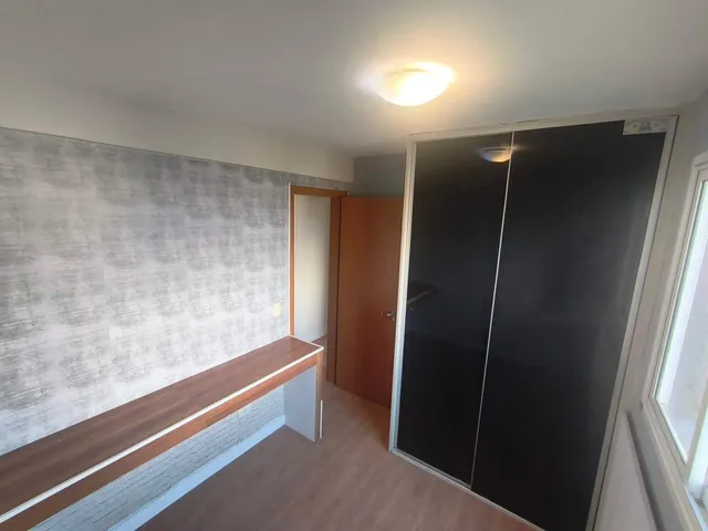 Apartamento com 102m² 3 quartos e 2 banheiros, para alugar, no bairro Gleba Fazenda Palhano em Londrina