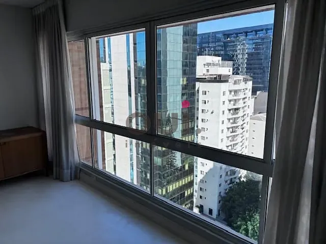 Apartamento 2 quartos e 2 banheiros, à venda, no bairro Itaim Bibi em São Paulo