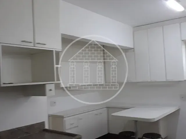 Apartamento com 184m² 3 quartos e 2 banheiros, à venda ou para alugar, no bairro Itaim Bibi em São Paulo
