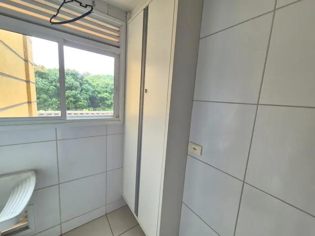 Apartamento com 90m² 3 quartos e 2 banheiros, à venda, no bairro Gleba Palhano em Londrina