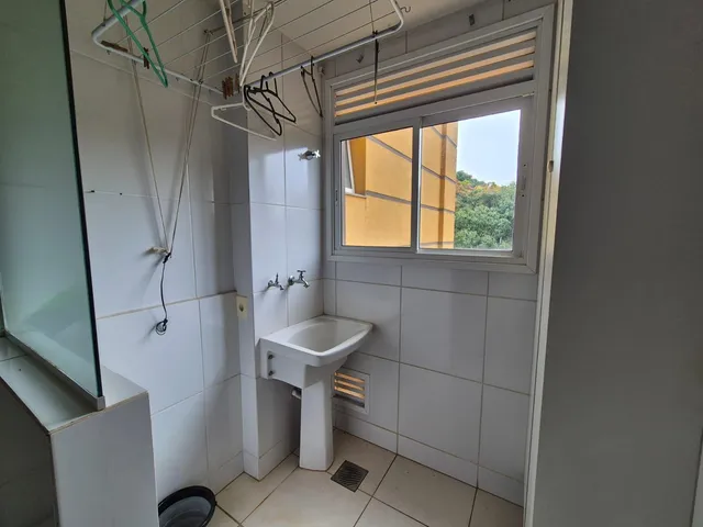 Apartamento com 90m² 3 quartos e 2 banheiros, à venda, no bairro Gleba Palhano em Londrina