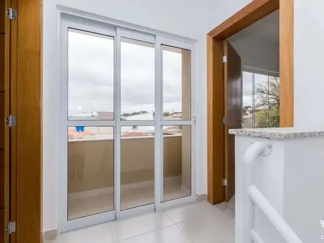 Apartamento 2 quartos e 1 banheiro, para alugar, no bairro São Braz em Curitiba