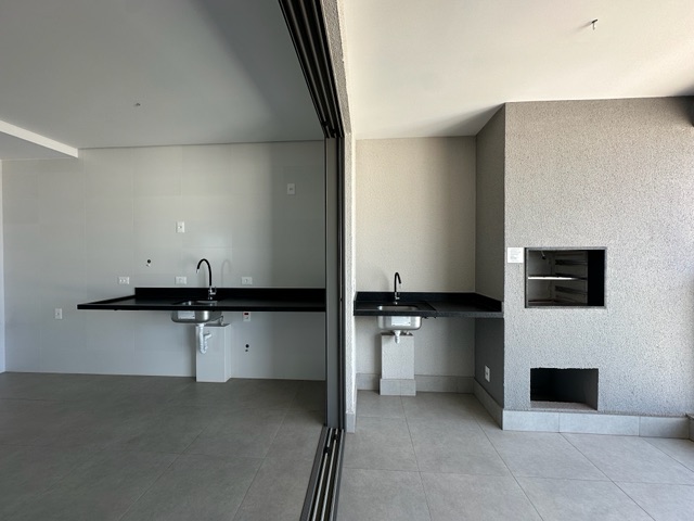 Apartamento 2 quartos e 2 banheiros, à venda, no bairro Gleba Palhano em Londrina
