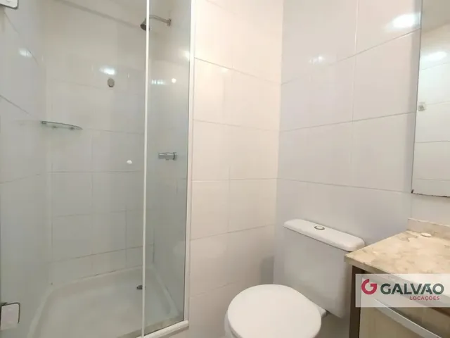 Apartamento 1 quarto e 1 banheiro, para alugar, no bairro Centro em Curitiba