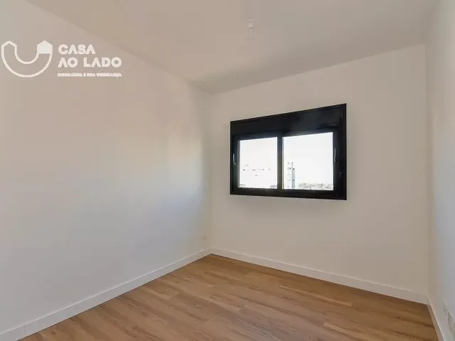 Apartamento 3 quartos e 4 banheiros, para alugar, no bairro Cabral em Curitiba