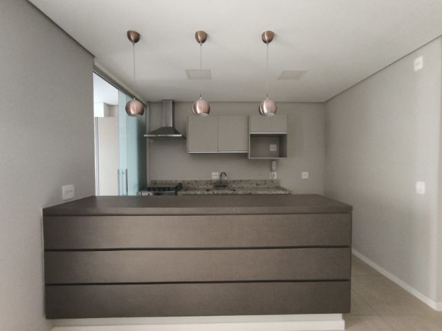 Apartamento 2 quartos e 3 banheiros, para alugar, no bairro Gleba Palhano em Londrina