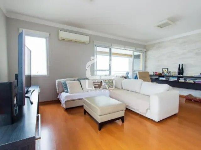 Apartamento com 150m² 3 quartos e 5 banheiros, à venda, no bairro Vila Olímpia em São Paulo