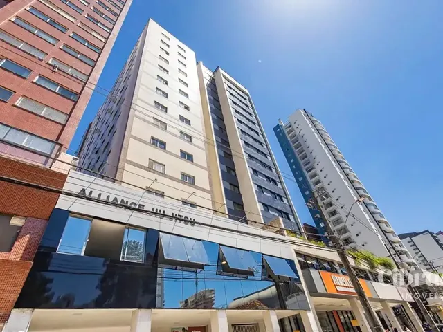 Apartamento 1 quarto e 1 banheiro, para alugar, no bairro Centro em Curitiba