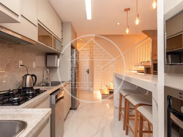 Apartamento 2 quartos e 3 banheiros, à venda ou para alugar, no bairro Jardim das Acácias em São Paulo