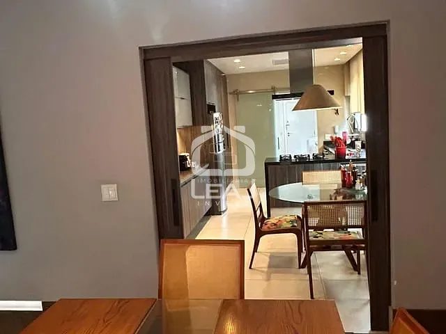 Apartamento 4 quartos e 5 banheiros, à venda, no bairro Campo Belo em São Paulo