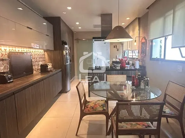Apartamento 4 quartos e 5 banheiros, à venda, no bairro Campo Belo em São Paulo
