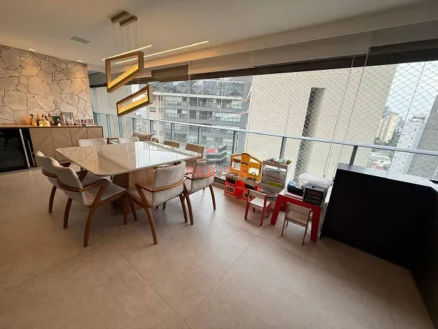 Apartamento 3 quartos e 4 banheiros, à venda, no bairro Vila Mariana em São Paulo