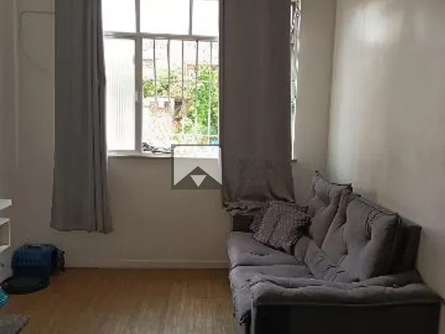 Apartamento com 75m² 2 quartos e 1 banheiro, à venda, no bairro Centro em Niterói