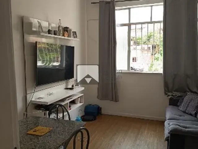 Apartamento com 75m² 2 quartos e 1 banheiro, à venda, no bairro Centro em Niterói