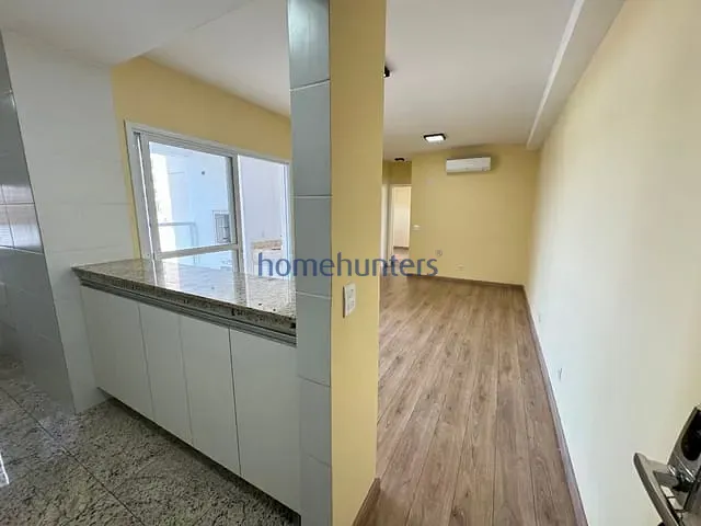 Apartamento com 65m² 2 quartos e 2 banheiros, para alugar, no bairro Mansões Santo Antônio em Campinas