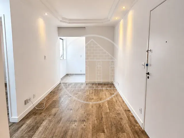 Apartamento 2 quartos e 1 banheiro, à venda, no bairro Jardim Prudência em São Paulo