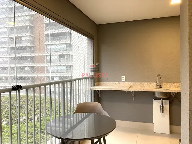 Apartamento 1 quarto e 2 banheiros, à venda, no bairro Vila Mariana em São Paulo