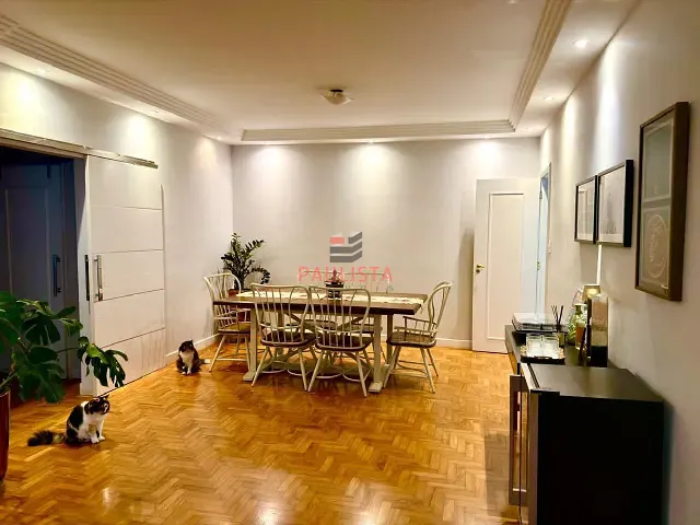 Apartamento 4 quartos e 3 banheiros, para alugar, no bairro Aclimação em São Paulo