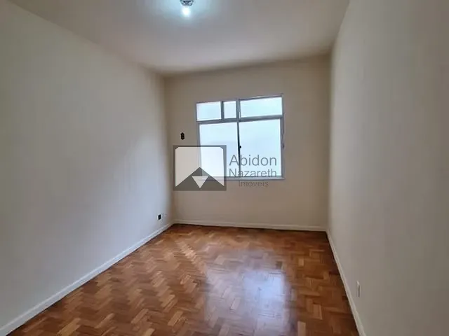 Apartamento com 40m² 1 quarto e 1 banheiro, para alugar, no bairro Icaraí em Niterói