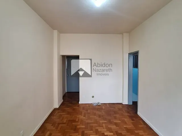 Apartamento com 40m² 1 quarto e 1 banheiro, para alugar, no bairro Icaraí em Niterói