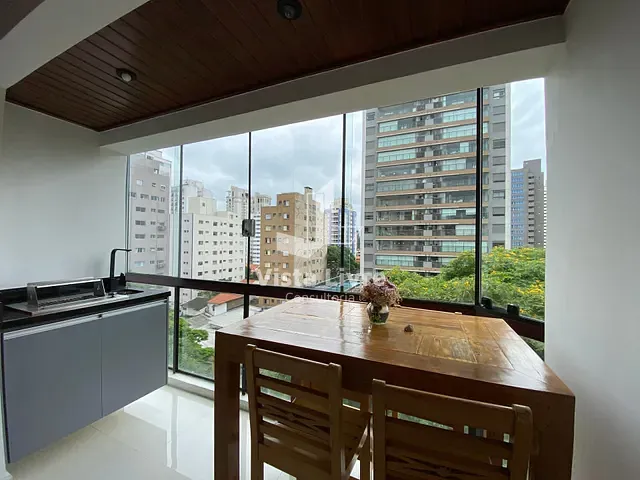 Apartamento com 95m² 2 quartos e 2 banheiros, à venda, no bairro Vila Olímpia em São Paulo