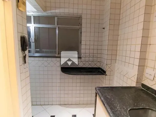 Apartamento com 75m² 2 quartos e 1 banheiro, à venda, no bairro Centro em Niterói