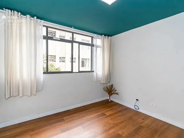 Apartamento 3 quartos e 2 banheiros, para alugar, no bairro Ahú em Curitiba
