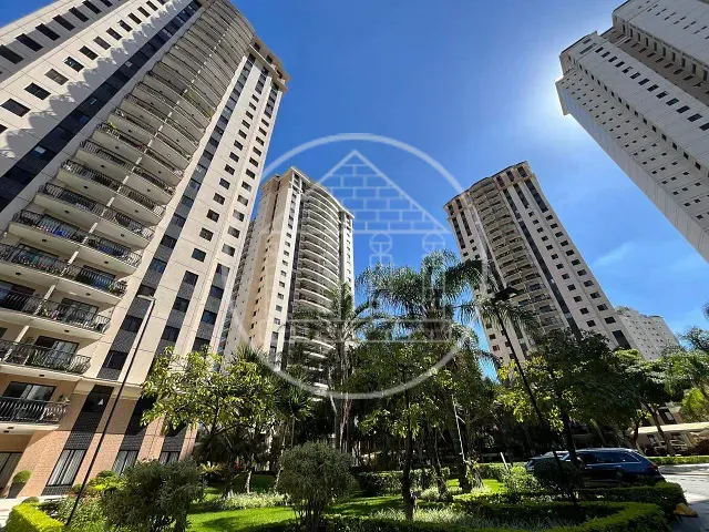 Apartamento 4 quartos e 1 banheiro, para alugar, no bairro Santo Amaro em São Paulo