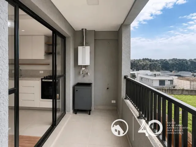 Apartamento 2 quartos e 1 banheiro, para alugar, no bairro Santa Felicidade em Curitiba
