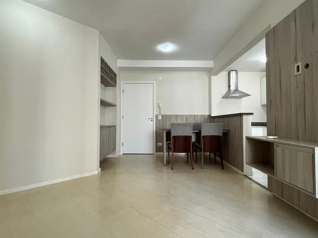 Apartamento com 105m² 3 quartos e 2 banheiros, à venda, no bairro Gleba Palhano em Londrina