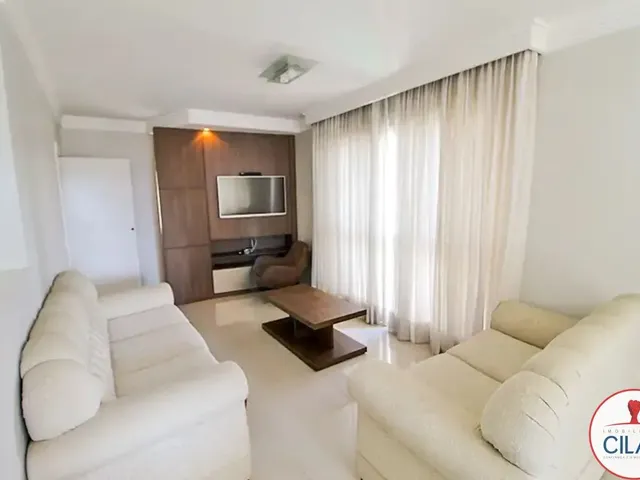 Apartamento 3 quartos e 2 banheiros, à venda, no bairro Água Verde em Curitiba
