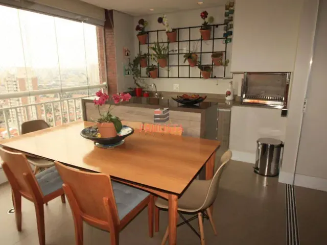 Apartamento 3 quartos e 5 banheiros, para alugar, no bairro Bosque da Saúde em São Paulo