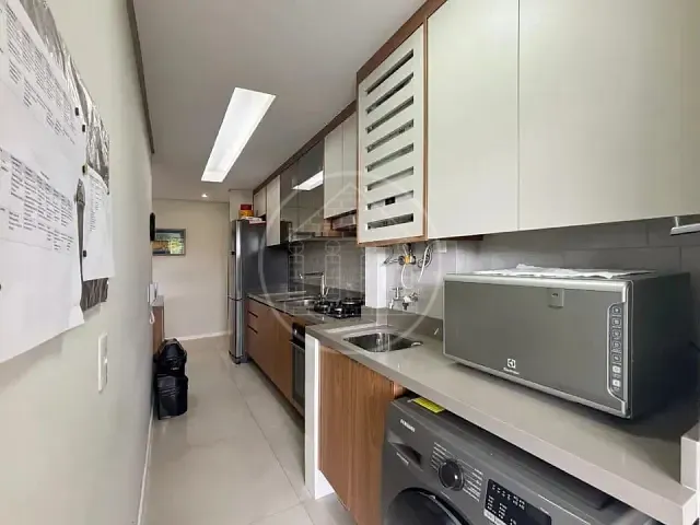 Apartamento 3 quartos e 2 banheiros, à venda, no bairro Vila Isa em São Paulo